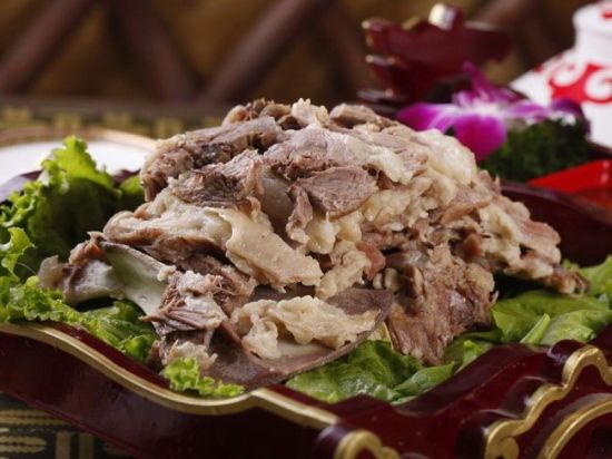 “手把肉”蒙古族传统食品之一 最受珍视菜肴_新浪内蒙古旅游_新浪内蒙古