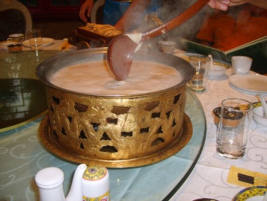 餐桌上的蒙古族 那些传统的蒙古族饮食文化